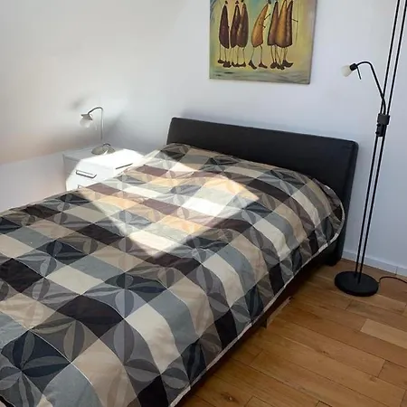 Dachwohnung Naehe Clemenshospital Apartment