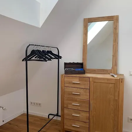 Apartment Dachwohnung Naehe Clemenshospital