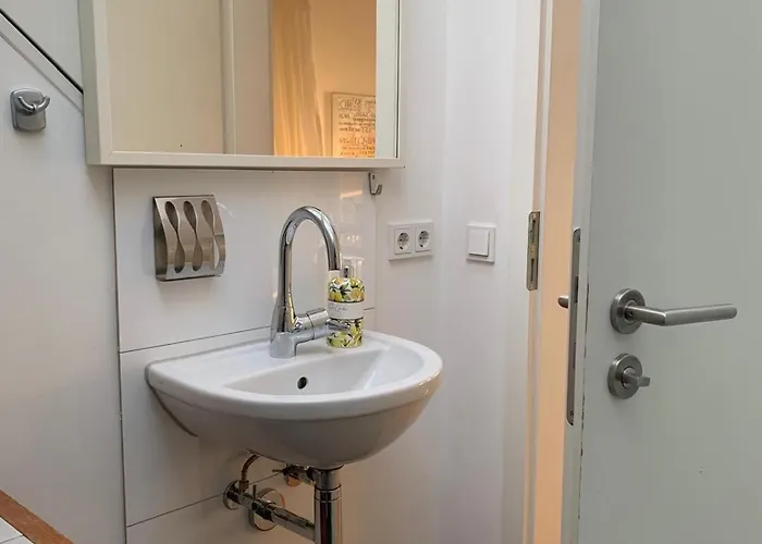 Dachwohnung Naehe Clemenshospital Apartamento